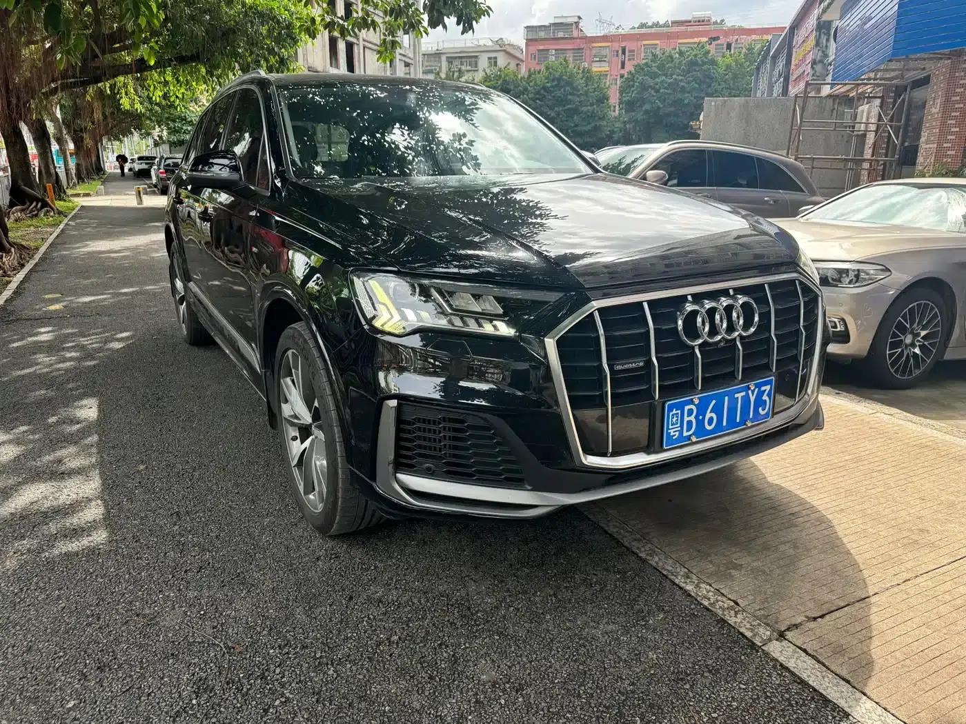 Audi Q7 2020 55 TFSI quattro Black Knight Edition — миниатюра 3