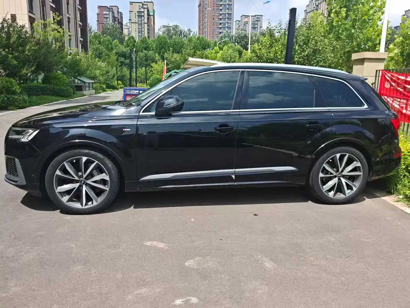 Audi Q7 2021 55 TFSI quattro S line Sport — миниатюра 2