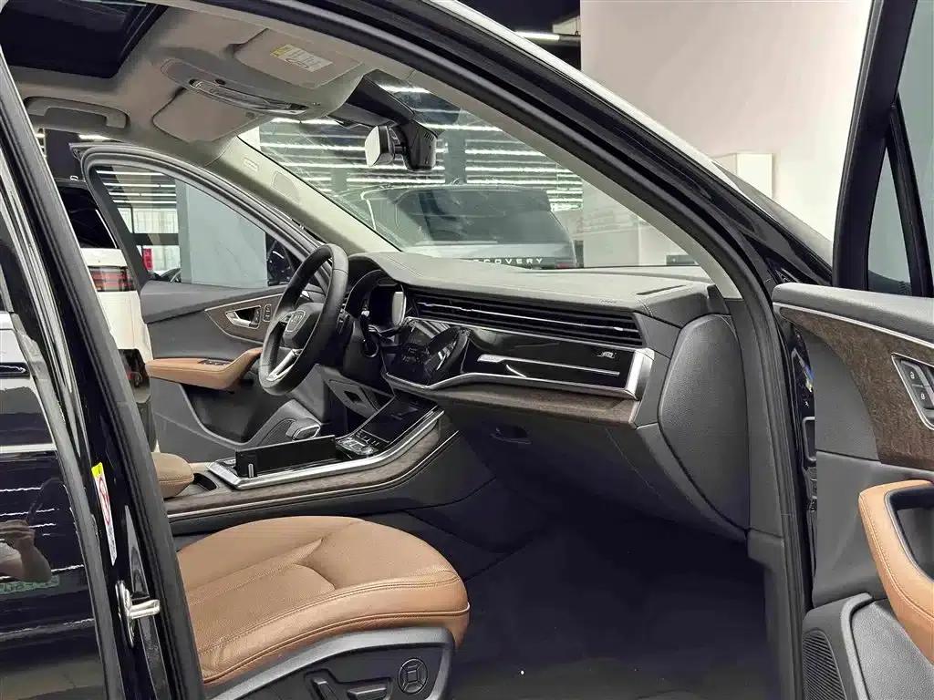 Audi Q7 2023 55 TFSI quattro S line Sport — миниатюра 8