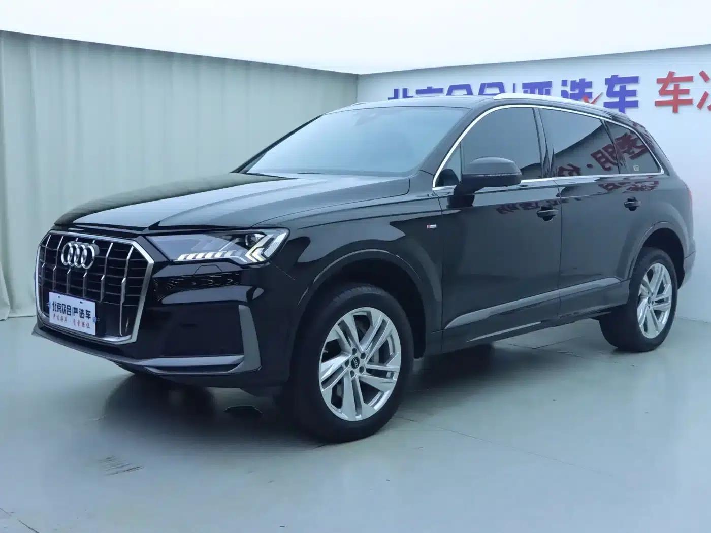 Audi Q7 2023 45 TFSI quattro S line Sport — миниатюра 1