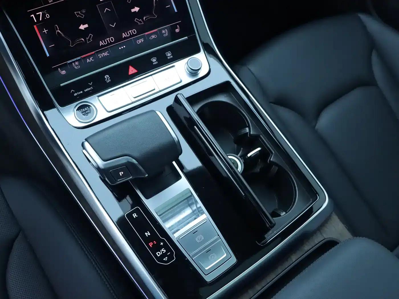Audi Q7 2023 45 TFSI quattro S line Sport — миниатюра 12