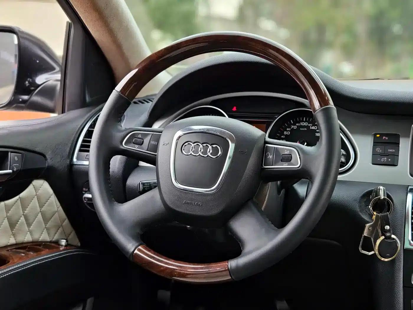 Audi Q7 2011 3.0 TFSI Exclusive Model 245kW — миниатюра 11