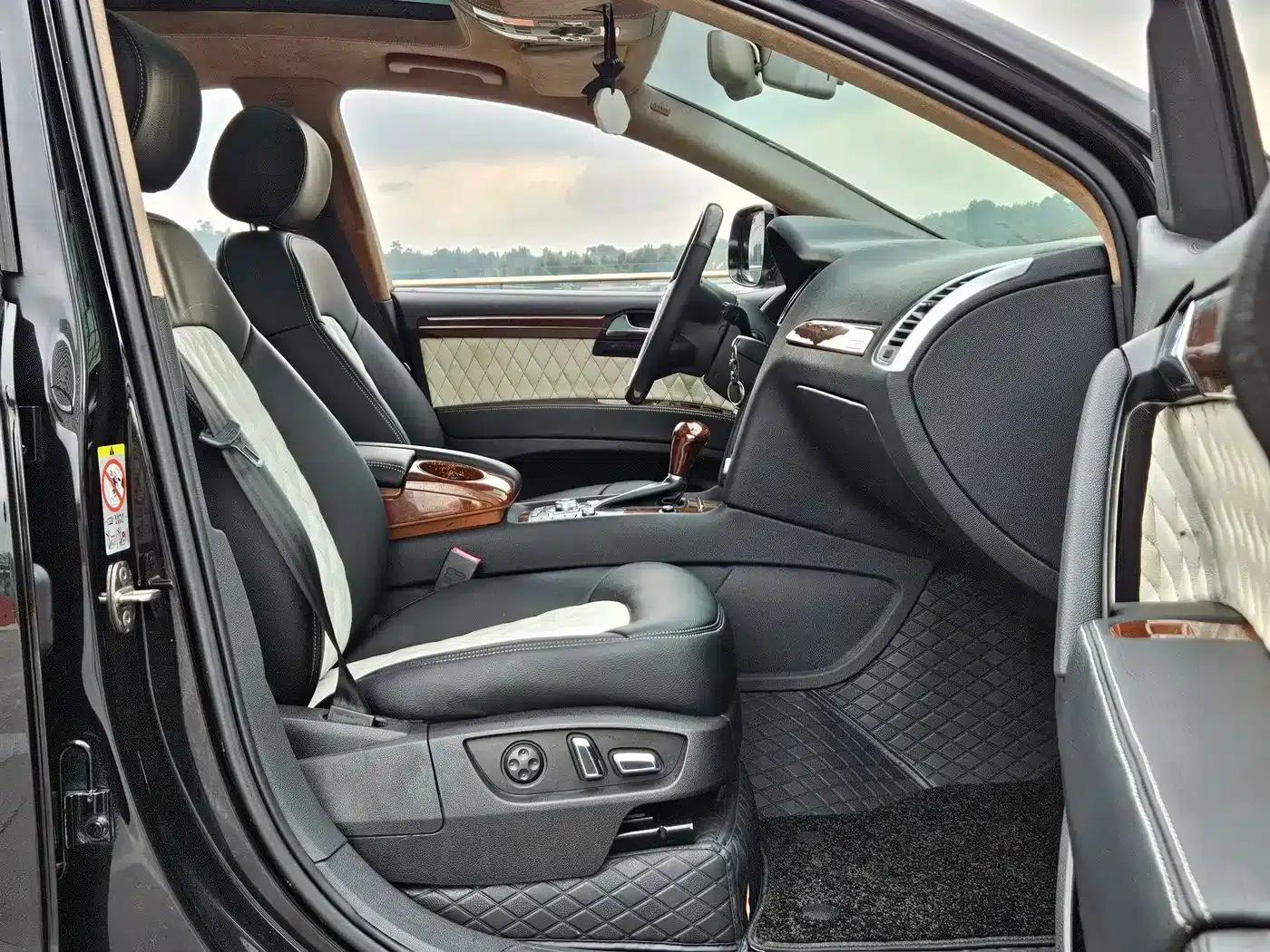 Audi Q7 2011 3.0 TFSI Exclusive Model 245kW — миниатюра 13