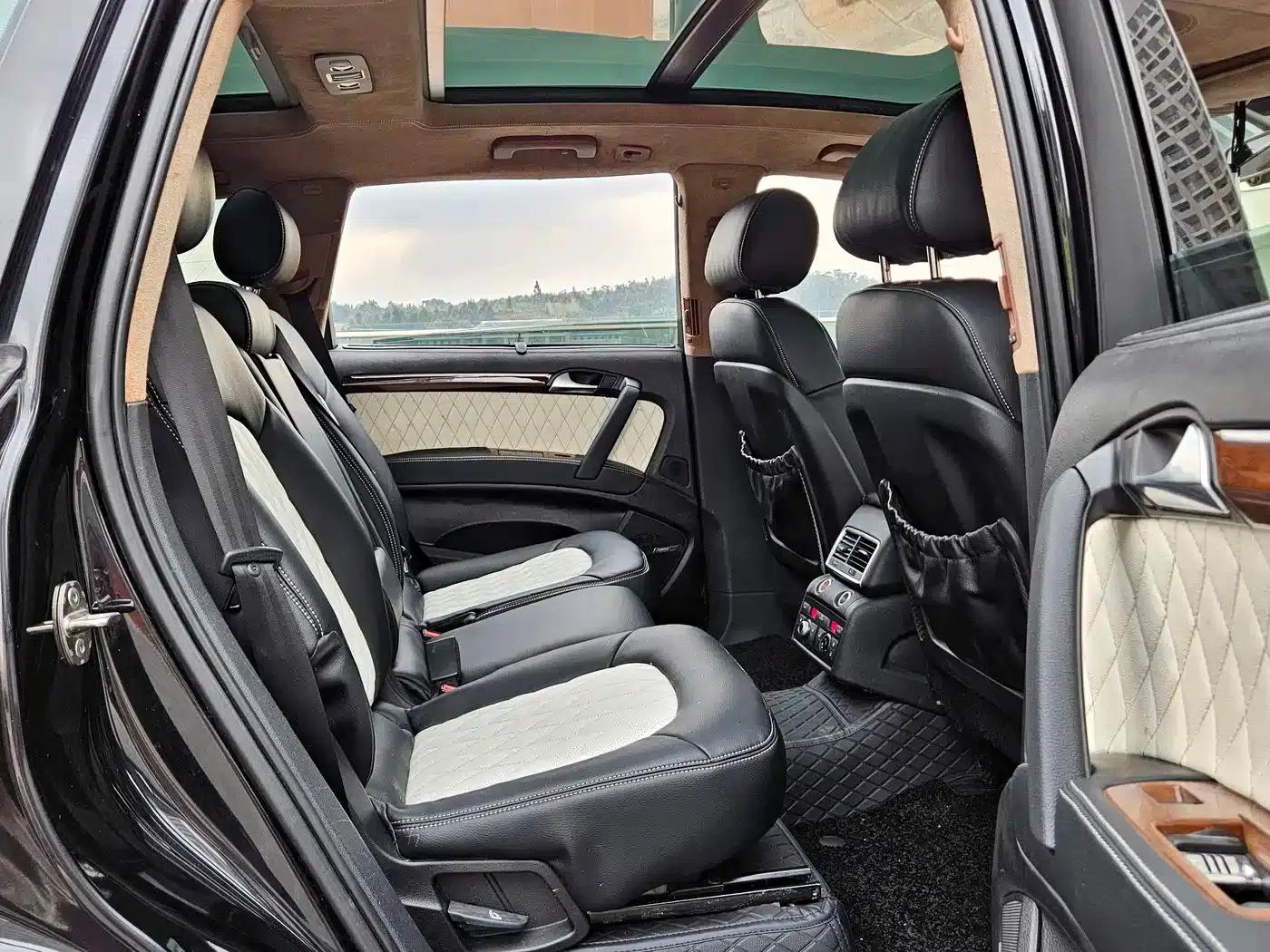 Audi Q7 2011 3.0 TFSI Exclusive Model 245kW — миниатюра 14