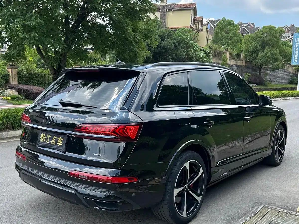 Audi Q7 2024 55 TFSI quattro S line Sport — миниатюра 6