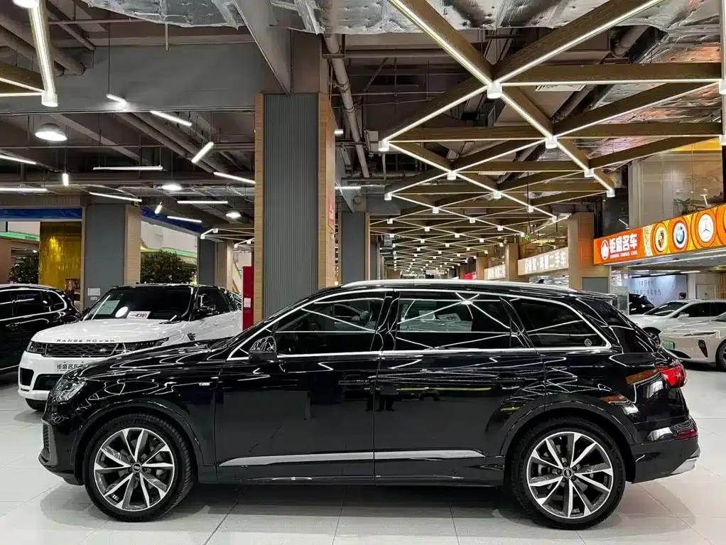 Audi Q7 2021 55 TFSI quattro S line Sport — миниатюра 5