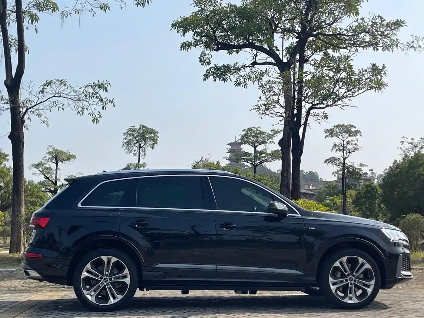 Audi Q7 2021 55 TFSI quattro S line Premium — миниатюра 23
