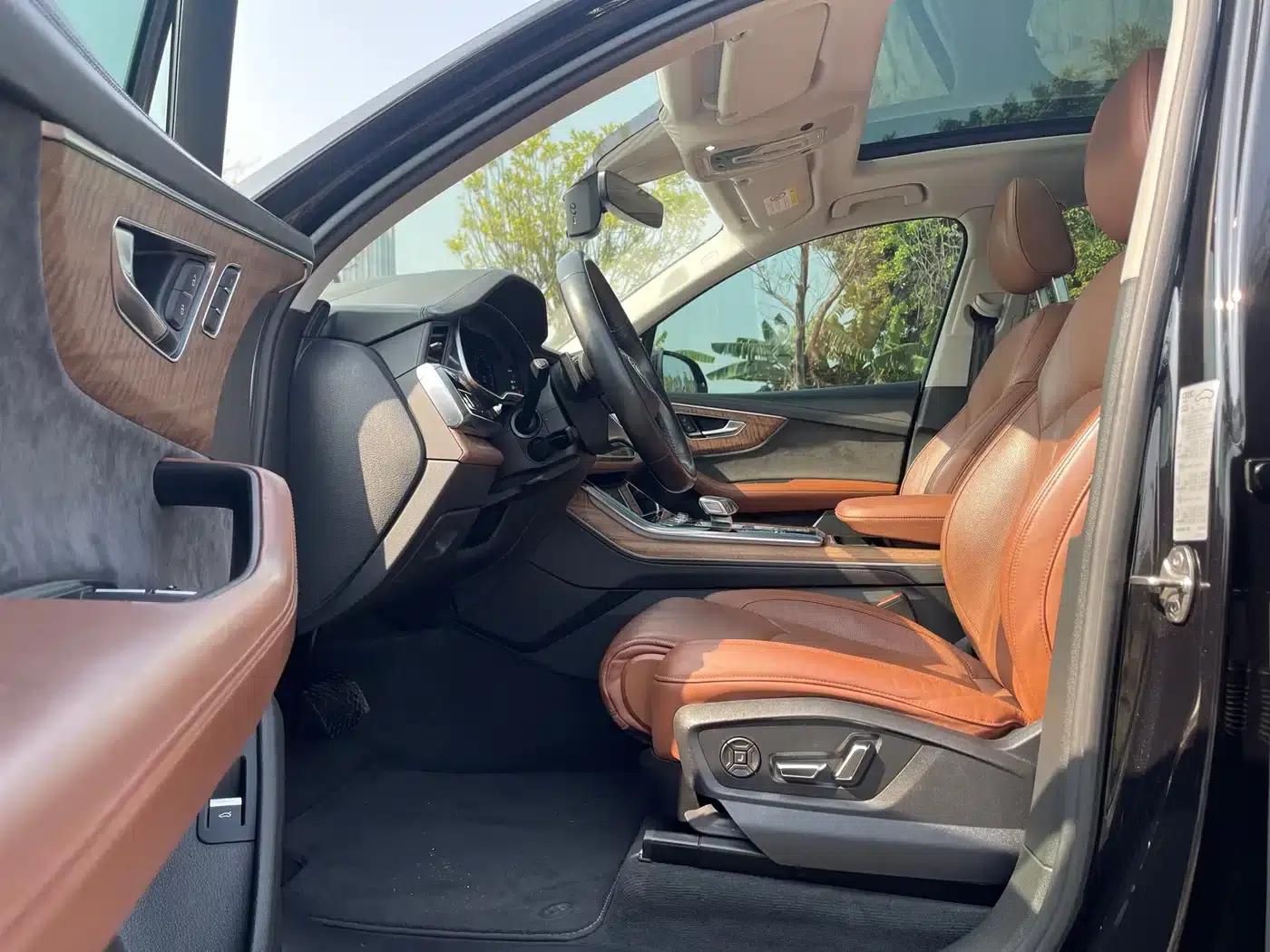 Audi Q7 2021 55 TFSI quattro S line Premium — миниатюра 4
