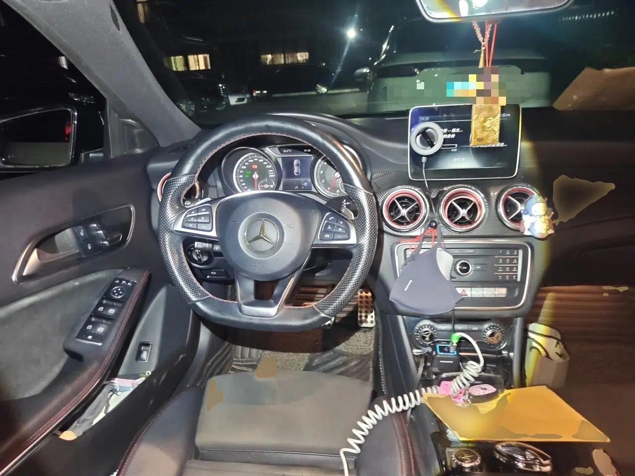 Mercedes-Benz CLA 2017 CLA 220 4MATIC — миниатюра 10