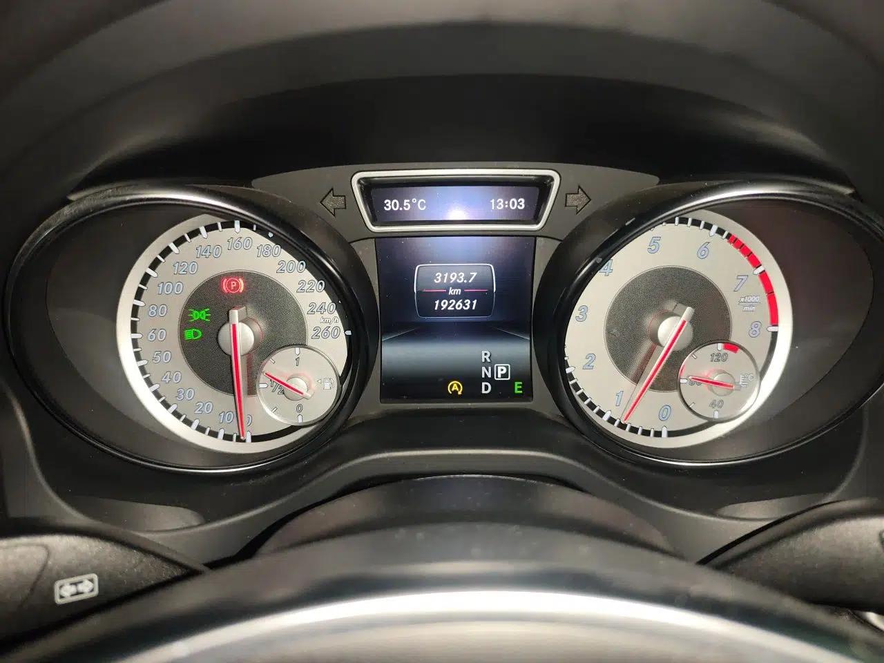 Mercedes-Benz CLA 2015 CLA 220 4MATIC — миниатюра 11