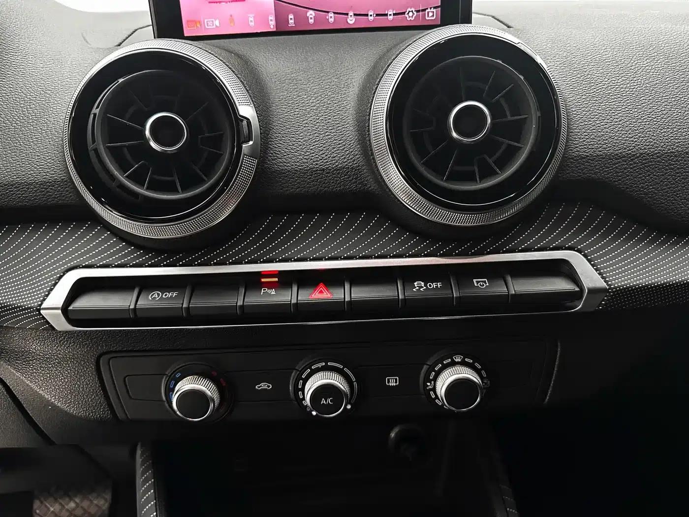 Audi Q2L 2022 35 TFSI Progressive Dynamic Edition — миниатюра 11