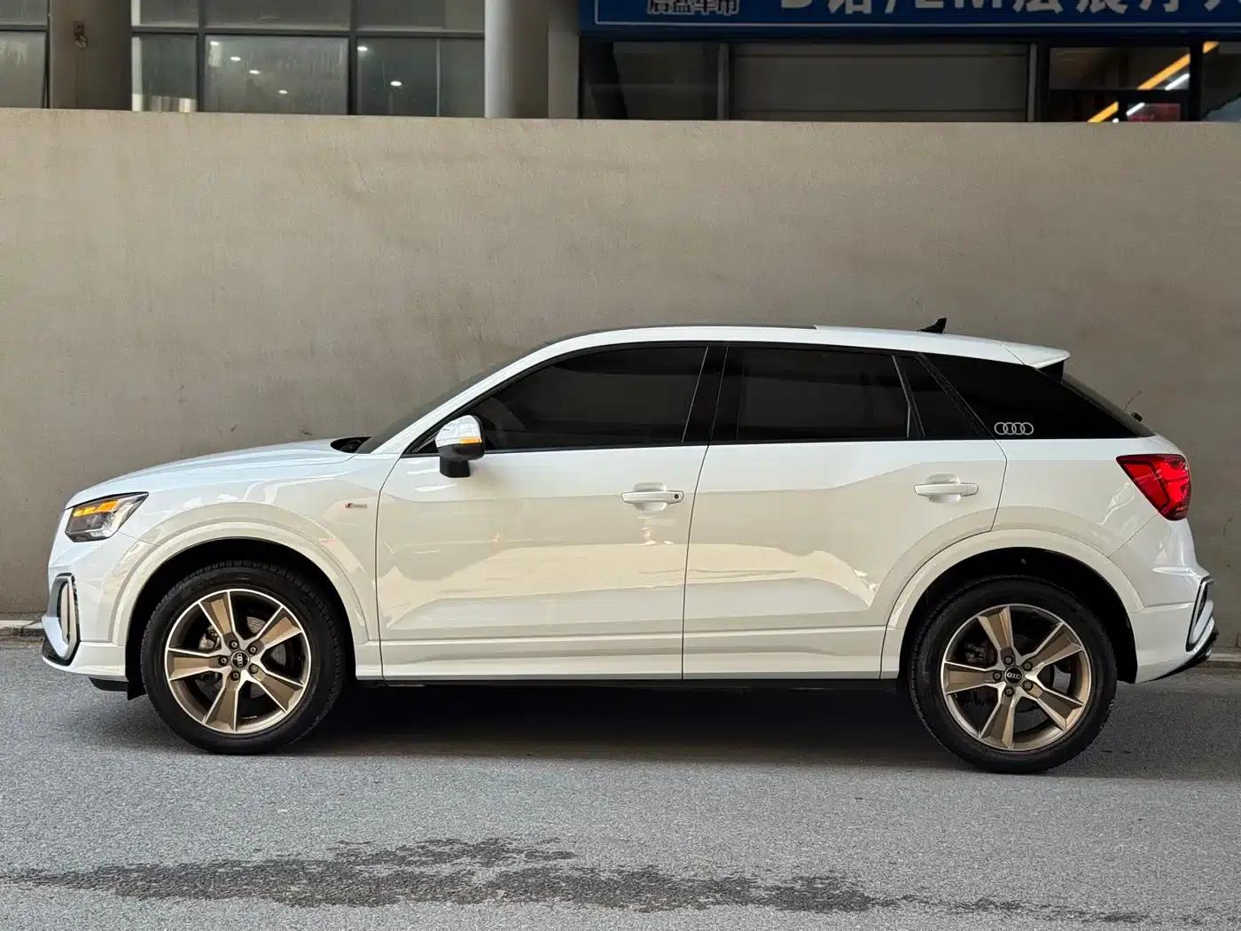 Audi Q2L 2022 35 TFSI Fashion Dynamic Edition — миниатюра 3