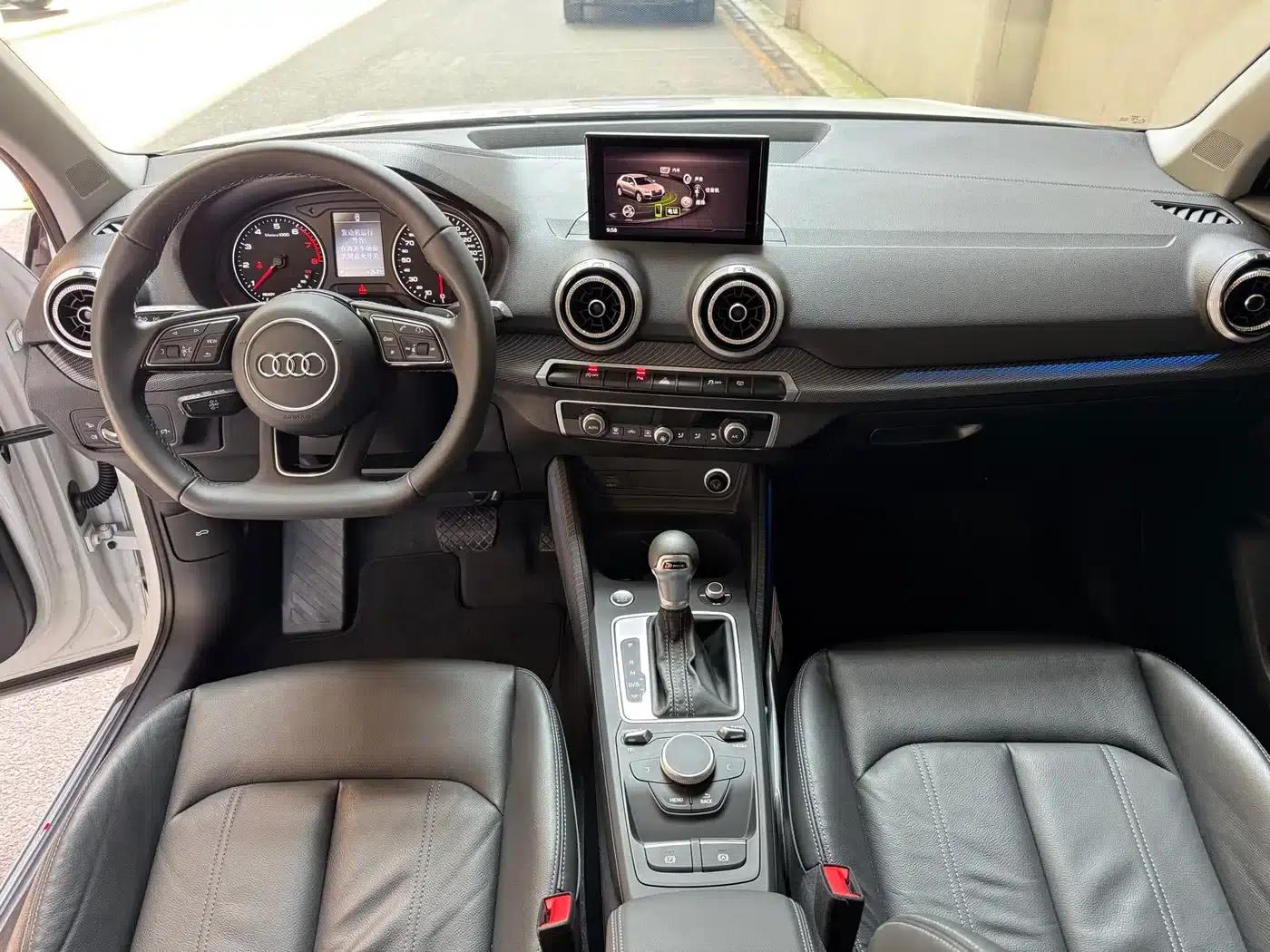 Audi Q2L 2022 35 TFSI Fashion Dynamic Edition — миниатюра 8