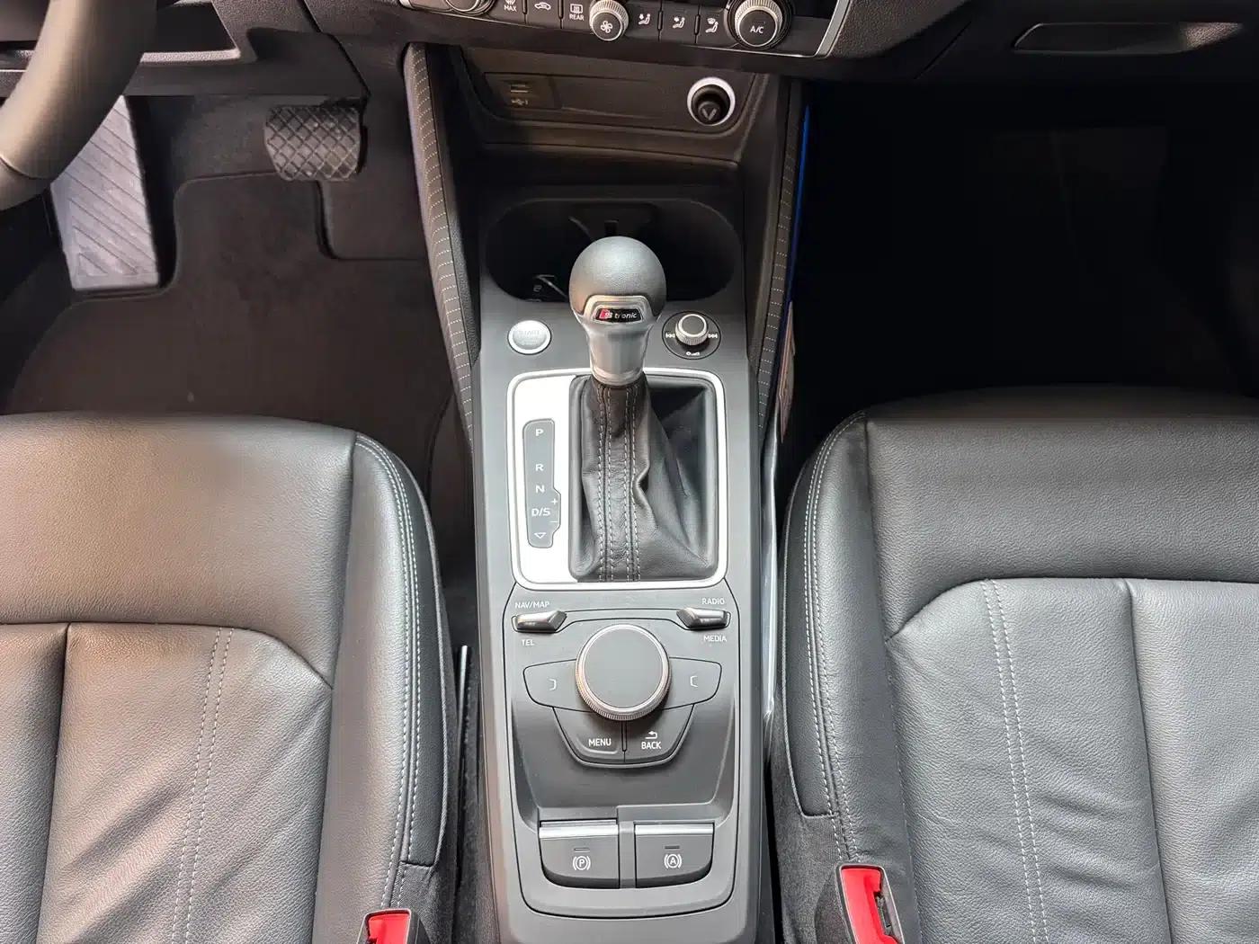 Audi Q2L 2022 35 TFSI Fashion Dynamic Edition — миниатюра 10