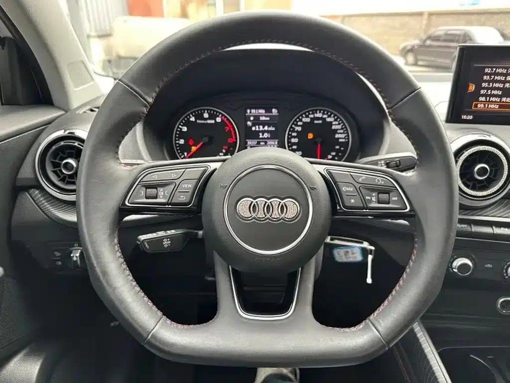Audi Q2L 2022 35 TFSI Progressive Dynamic Edition — миниатюра 7