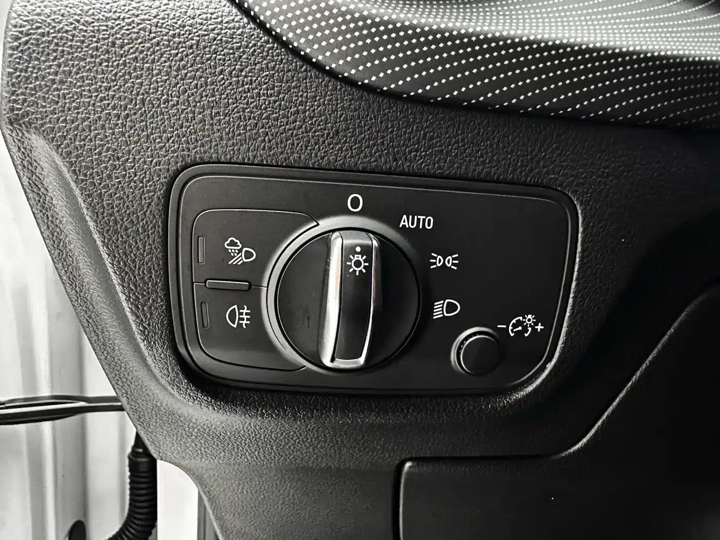 Audi Q2L 2022 35 TFSI Progressive Dynamic Edition — миниатюра 18