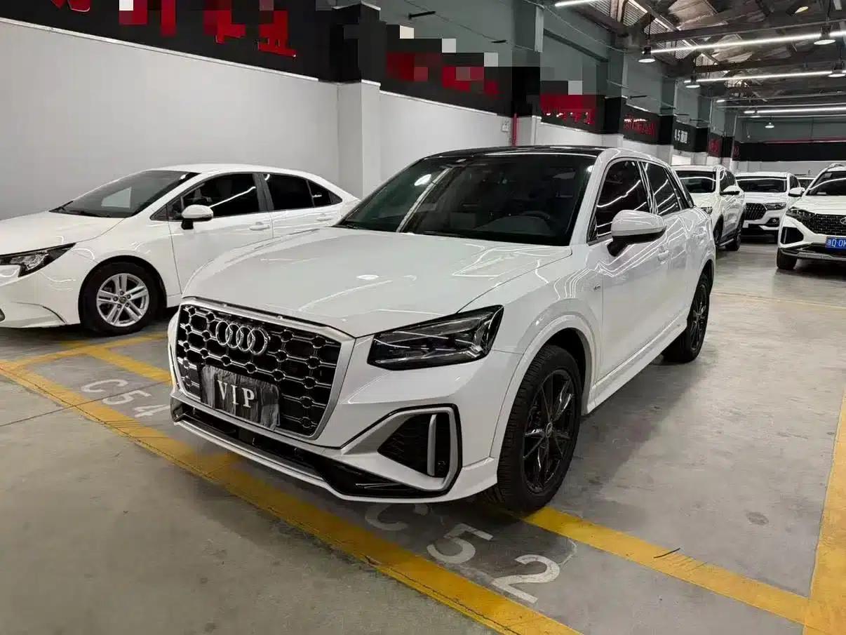 Audi Q2L 2022 35 TFSI Progressive Dynamic Edition — миниатюра 1