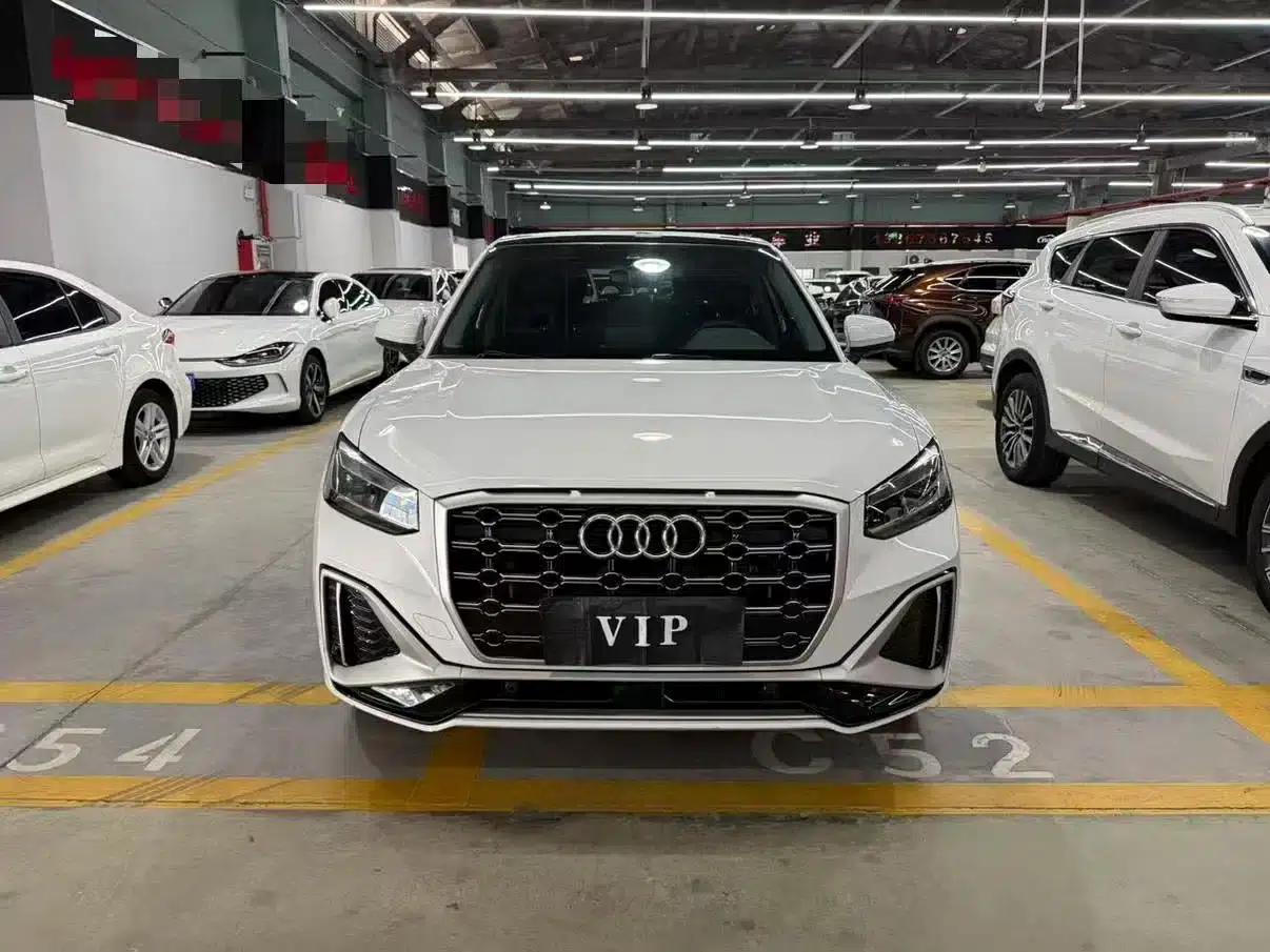 Audi Q2L 2022 35 TFSI Progressive Dynamic Edition — миниатюра 2