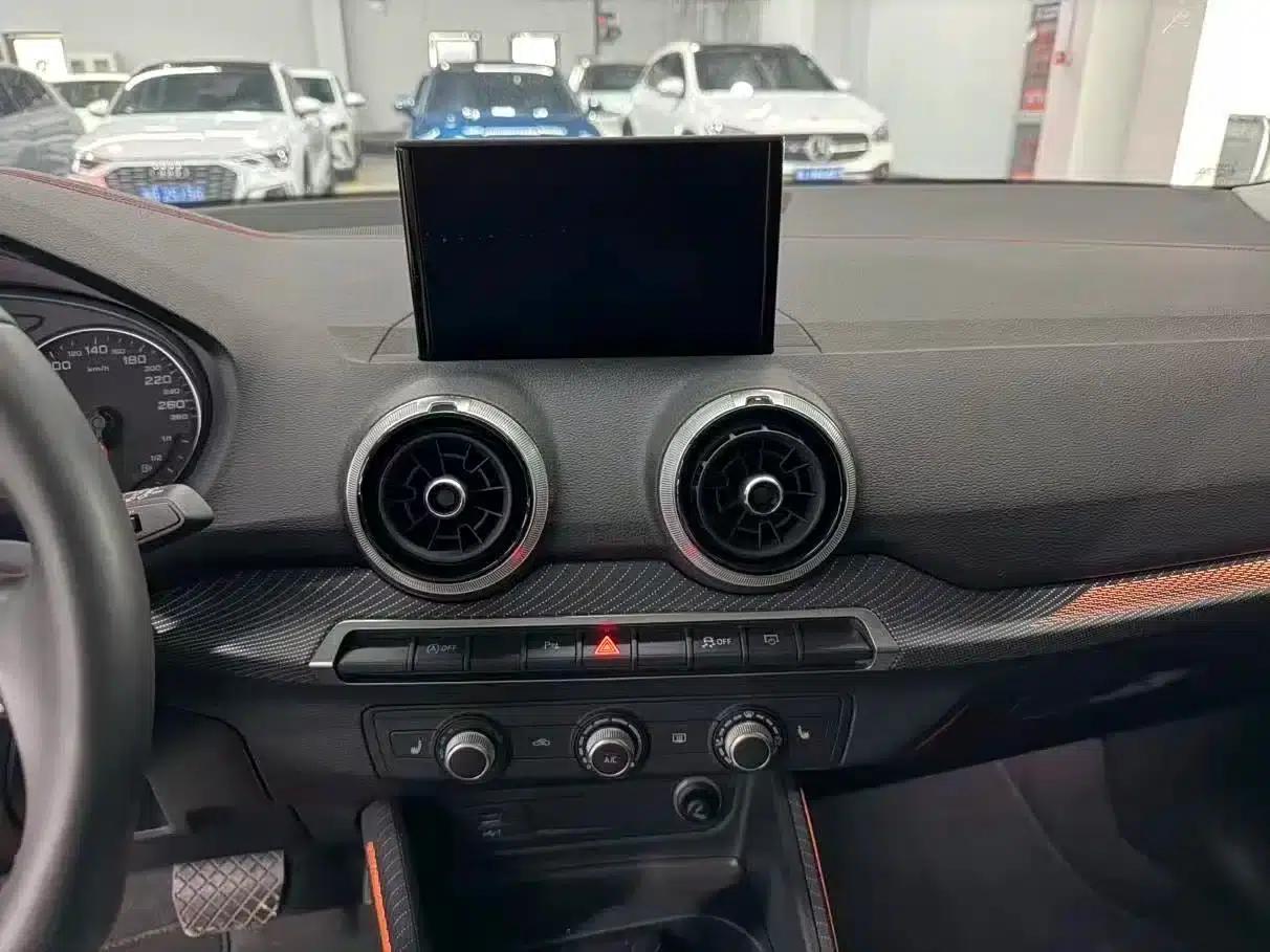 Audi Q2L 2022 35 TFSI Progressive Dynamic Edition — миниатюра 9