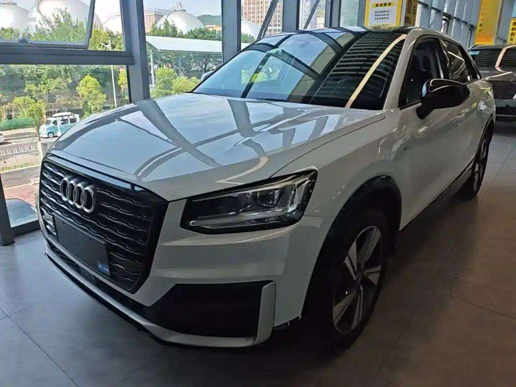 Audi Q2L 2020 35 TFSI Fashion Dynamic Edition — миниатюра 1