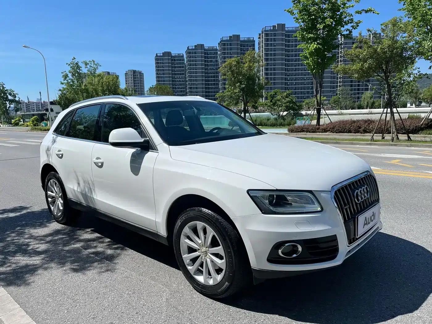 Audi Q5 2013 40 TFSI Technology Edition — миниатюра 3