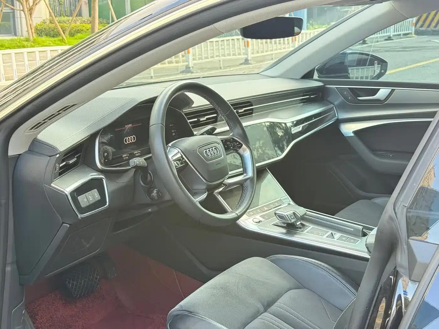 Audi A7L 2024 45TFSI S-line Dream Edition Crystal Package — миниатюра 7
