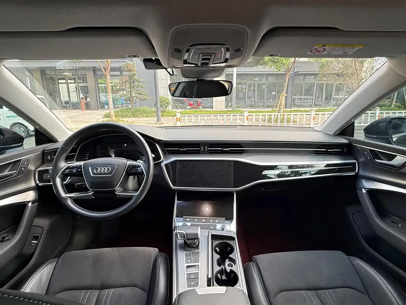 Audi A7L 2024 45TFSI S-line Dream Edition Crystal Package — миниатюра 10