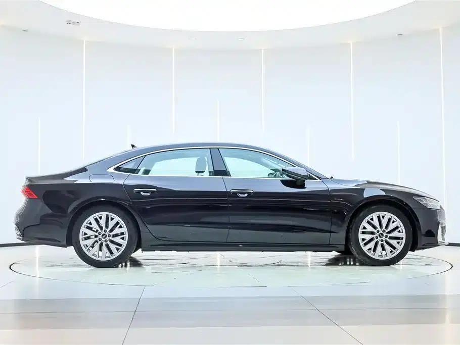 Audi A7L 2024 45TFSI S-line Dream Edition Crystal Package — миниатюра 4