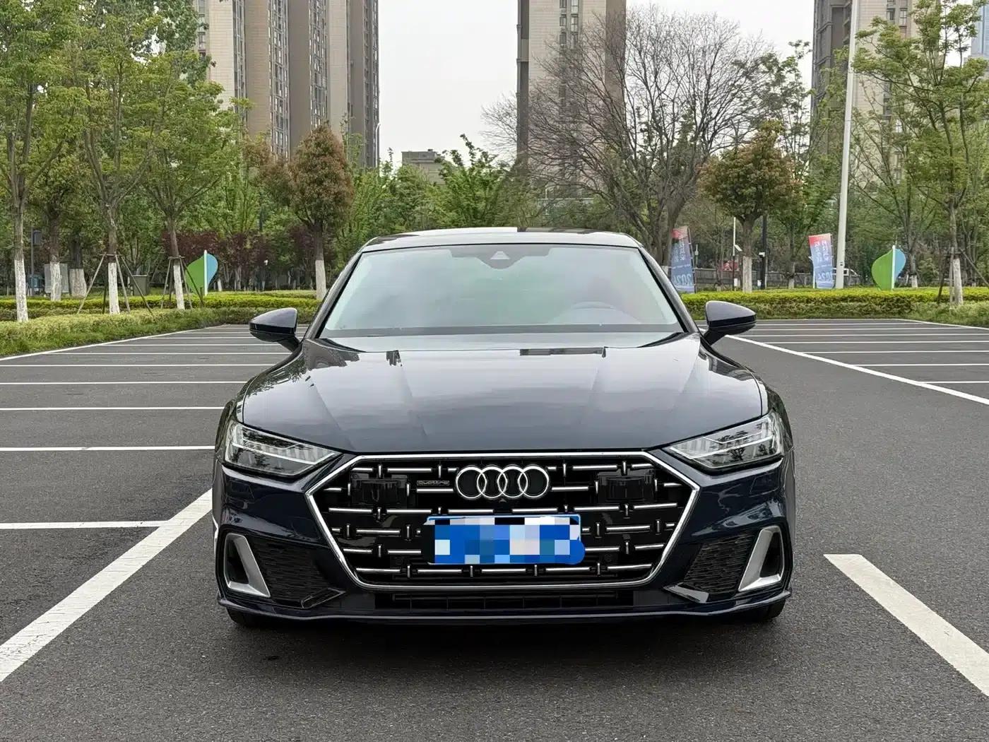 Audi A7L 2022 45 TFSI S-line Dream Edition Crystal Package — миниатюра 2