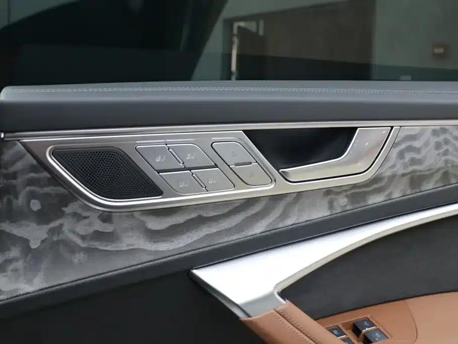 Audi A7L 2024 55 TFSI quattro Flagship — миниатюра 12