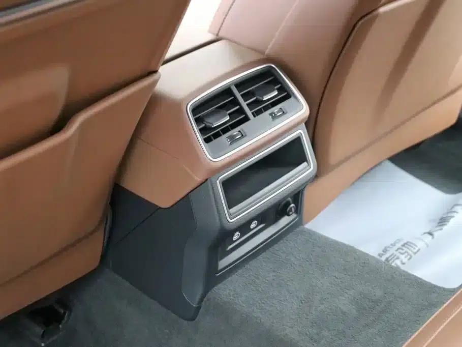 Audi A7L 2024 55 TFSI quattro Flagship — миниатюра 22