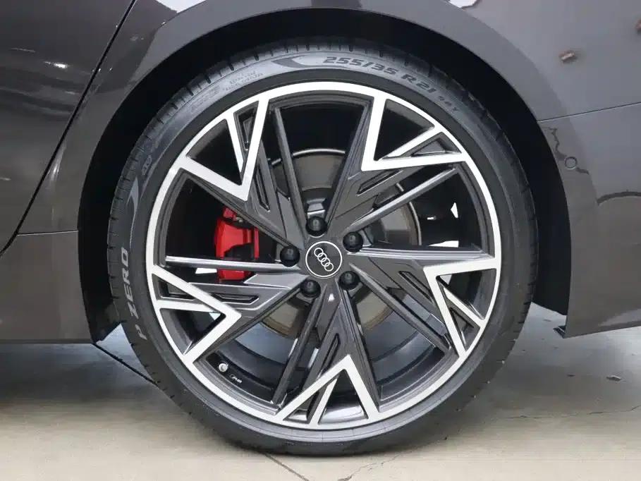 Audi A7L 2024 55 TFSI quattro Flagship — миниатюра 30
