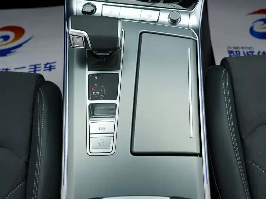 Audi A7L 2024 45 TFSI Luxury — миниатюра 23