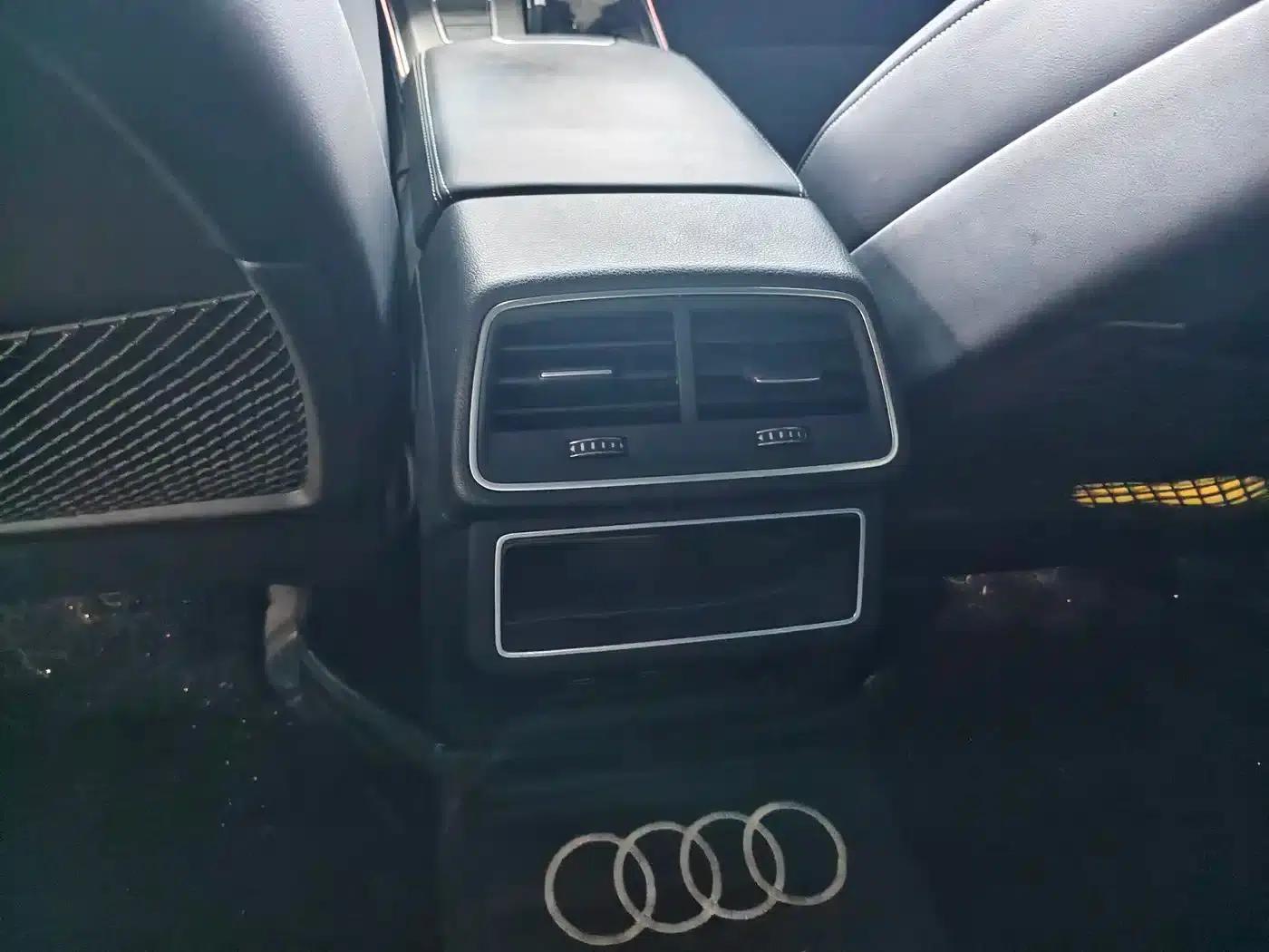 Audi A7L 2023 45 TFSI quattro S-line Black Knight Edition — миниатюра 11