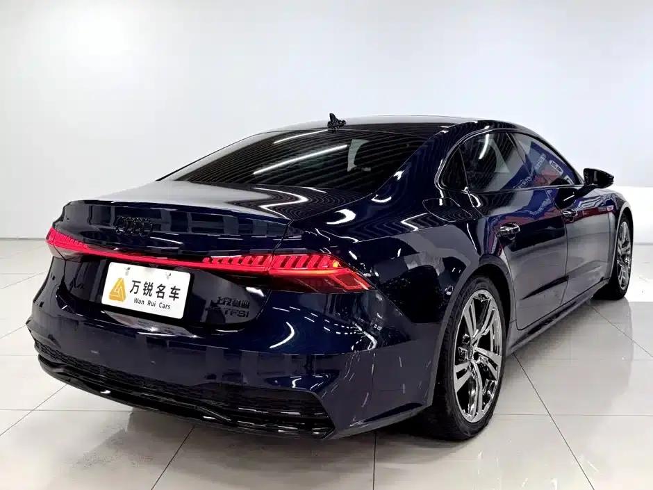 Audi A7L 2022 45 TFSI S-line Dream Future Edition — миниатюра 3