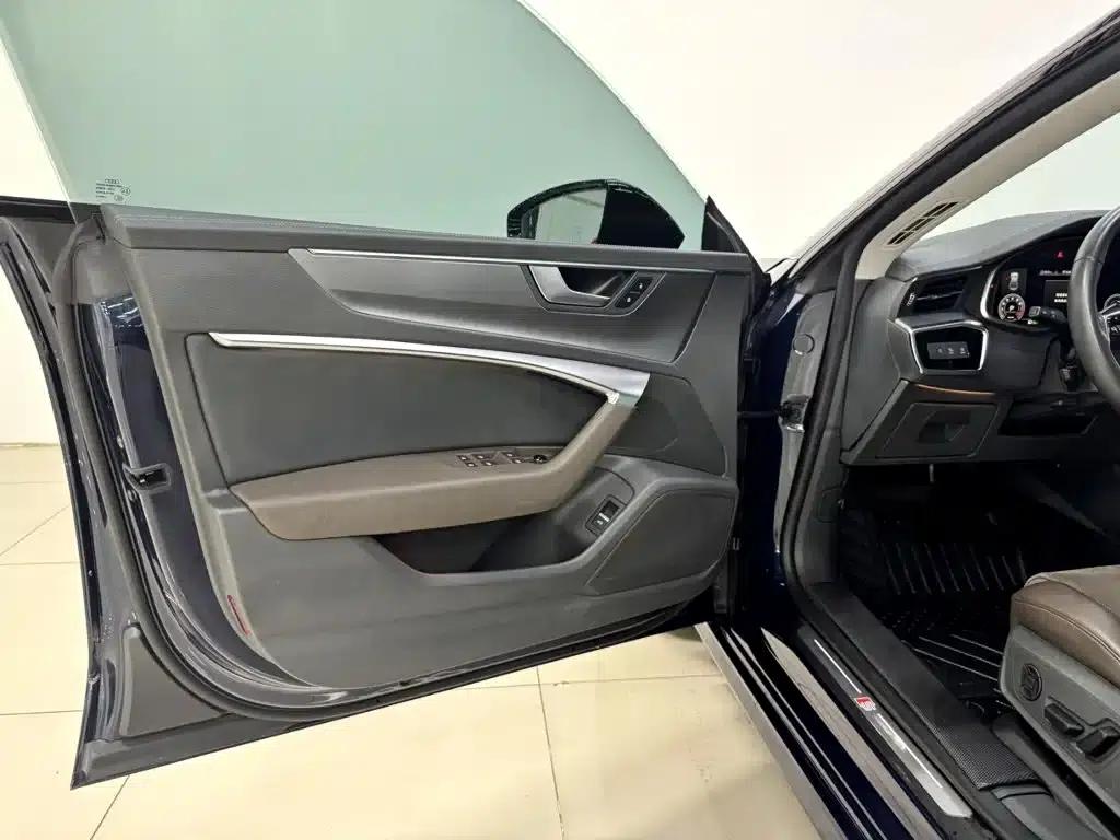 Audi A7L 2022 45 TFSI S-line Dream Future Edition — миниатюра 8