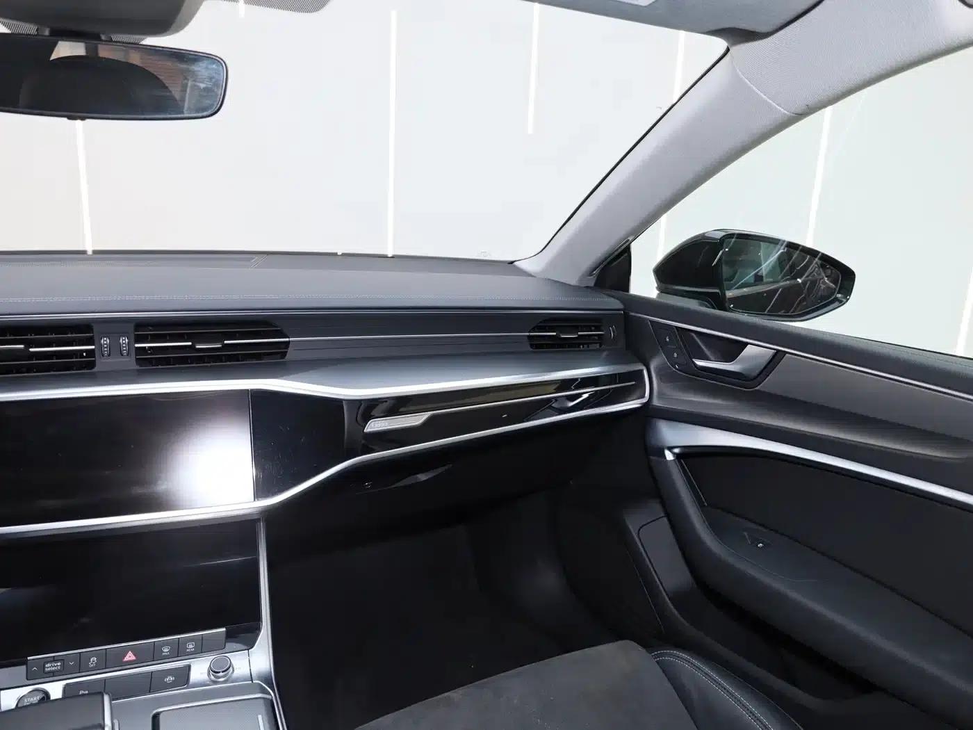 Audi A7L 2024 45TFSI S-line Dream Edition Crystal Package — миниатюра 21