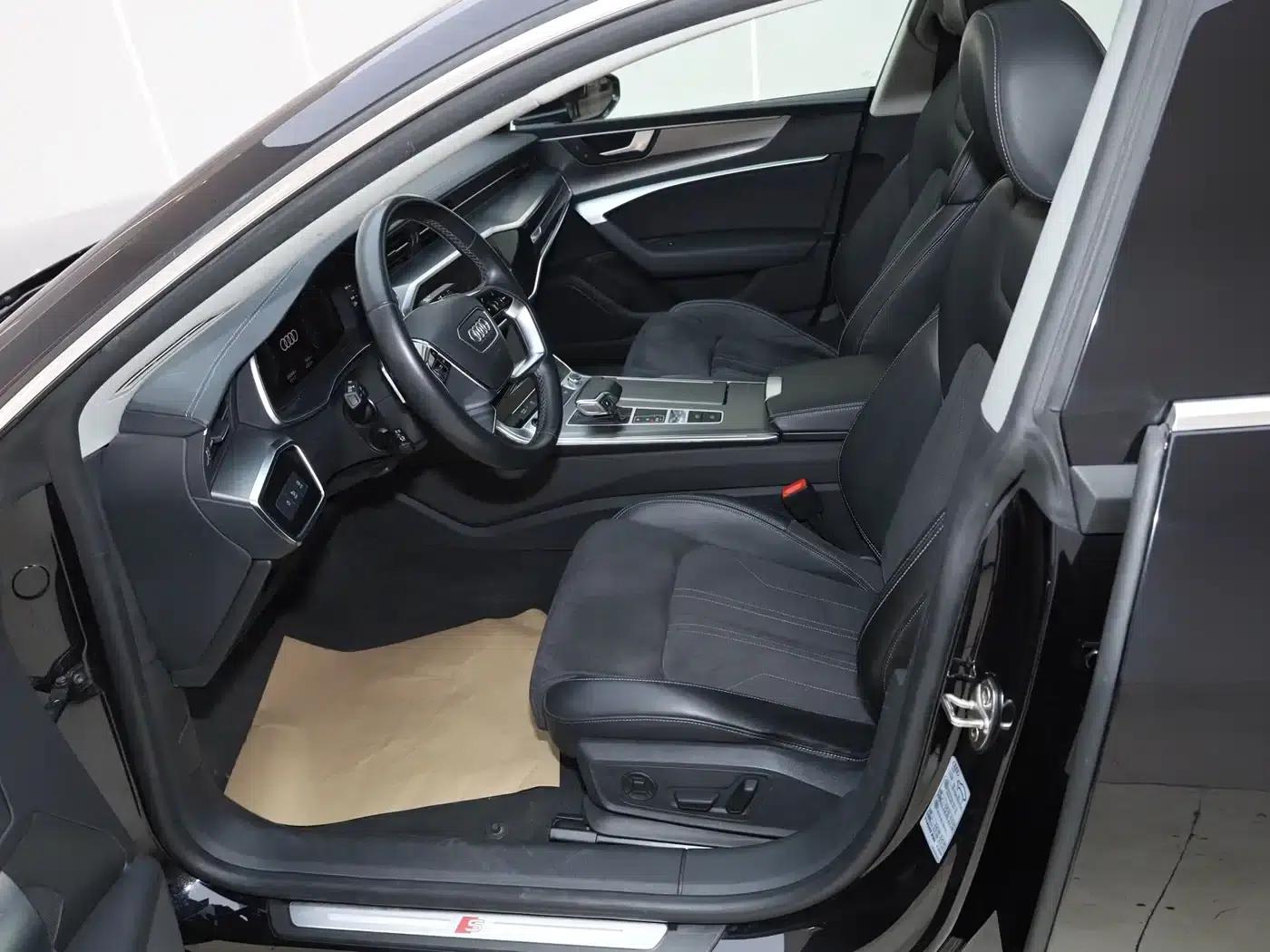 Audi A7L 2024 45TFSI S-line Dream Edition Crystal Package — миниатюра 26