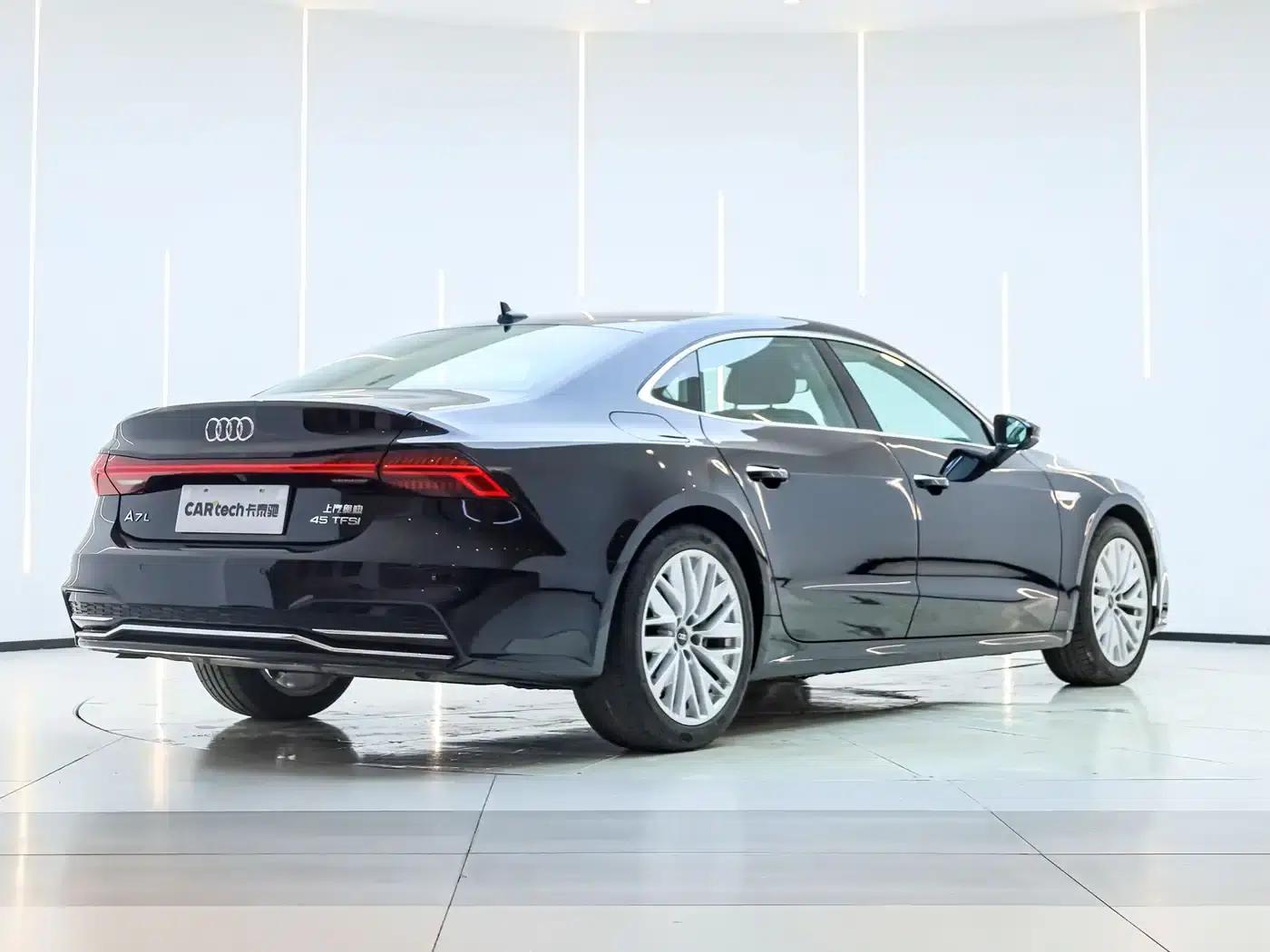 Audi A7L 2024 45TFSI S-line Dream Edition Crystal Package — миниатюра 6