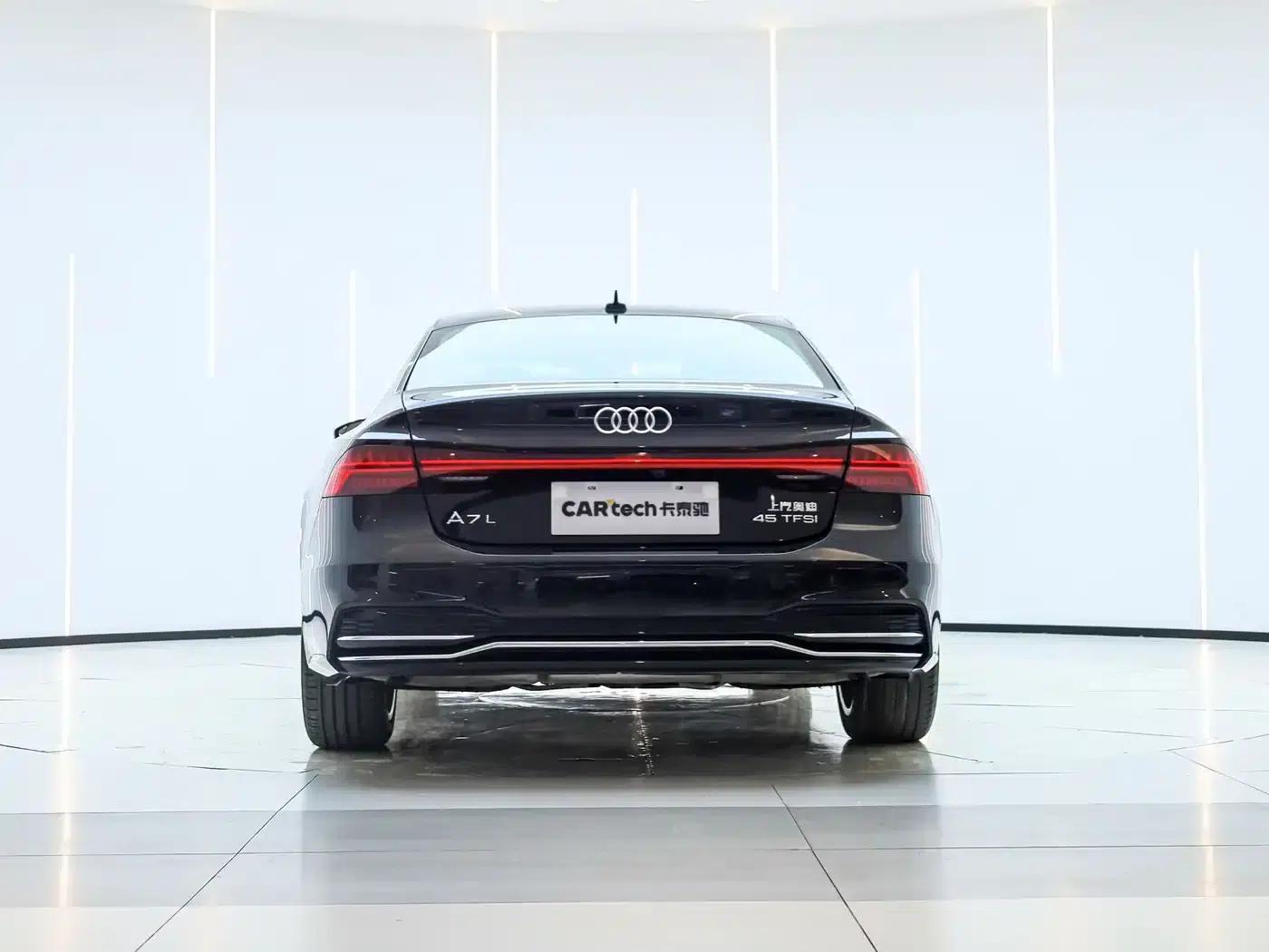 Audi A7L 2024 45TFSI S-line Dream Edition Crystal Package — миниатюра 8
