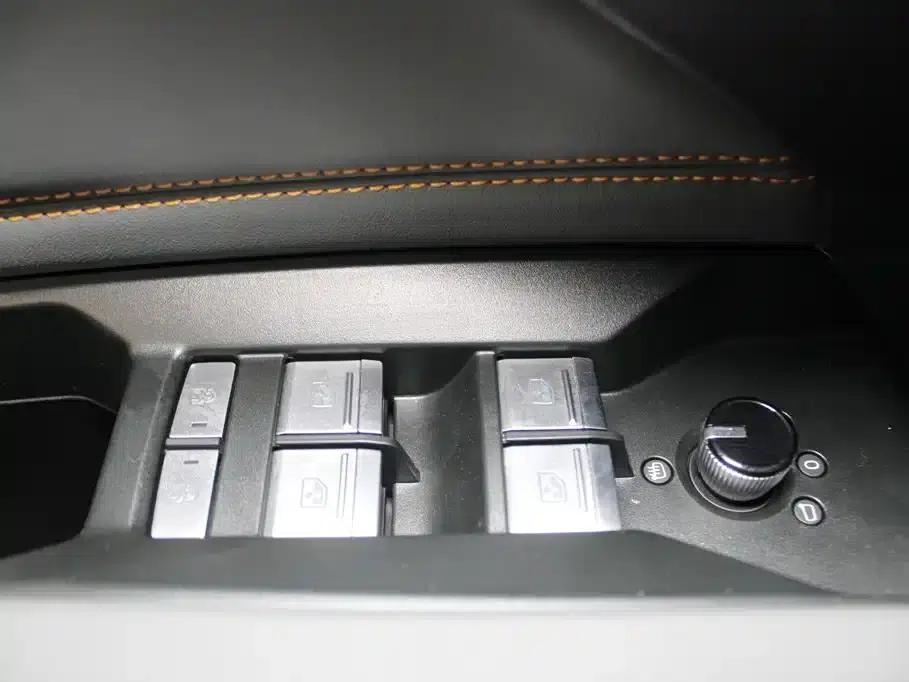 Audi Q4 e-tron 2024 Model 40 e-tron Adventure Edition — миниатюра 13