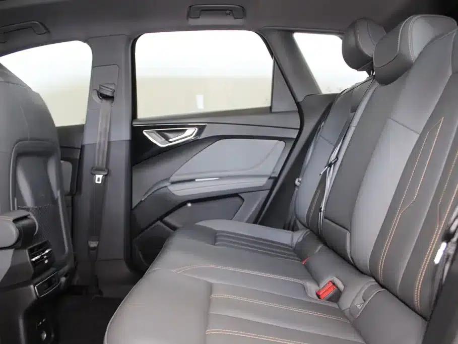 Audi Q4 e-tron 2024 Model 40 e-tron Adventure Edition — миниатюра 8