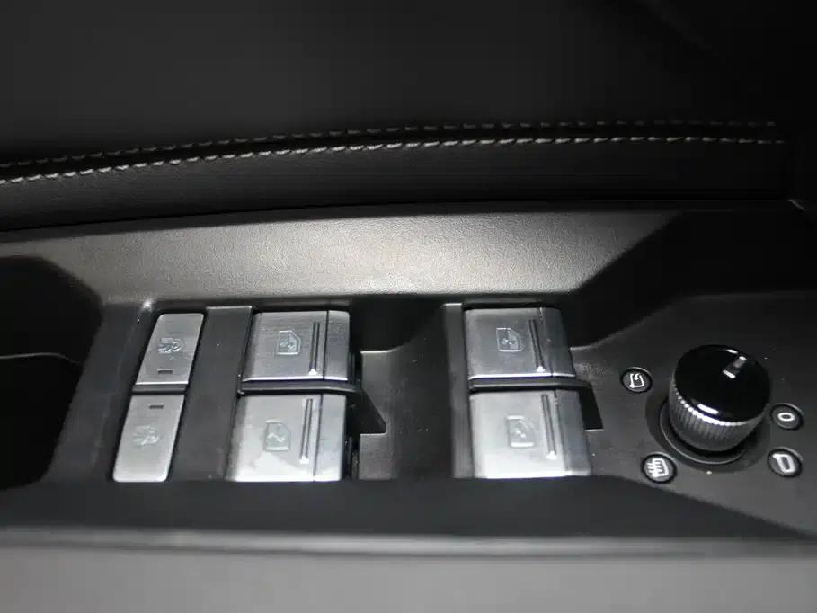 Audi Q4 e-tron 2024 Model 40 e-tron Trailblazer — миниатюра 13