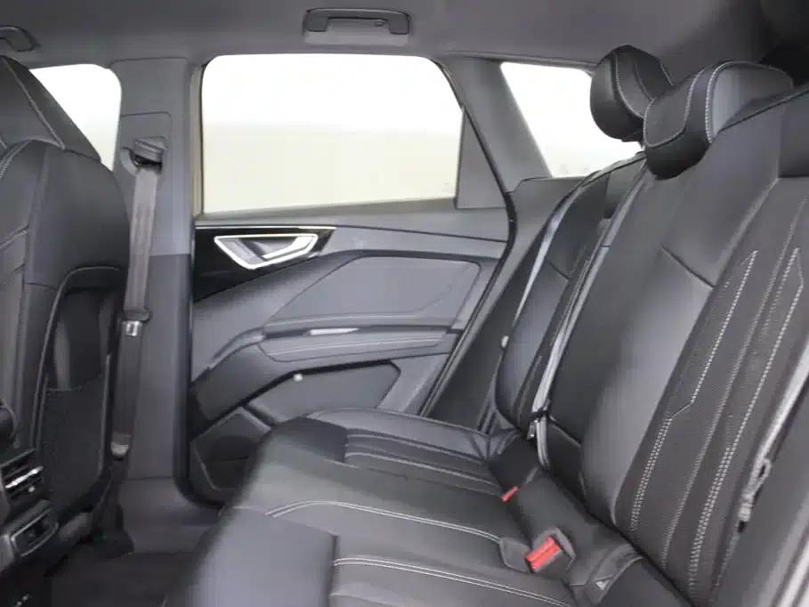 Audi Q4 e-tron 2024 Model 40 e-tron Trailblazer — миниатюра 8