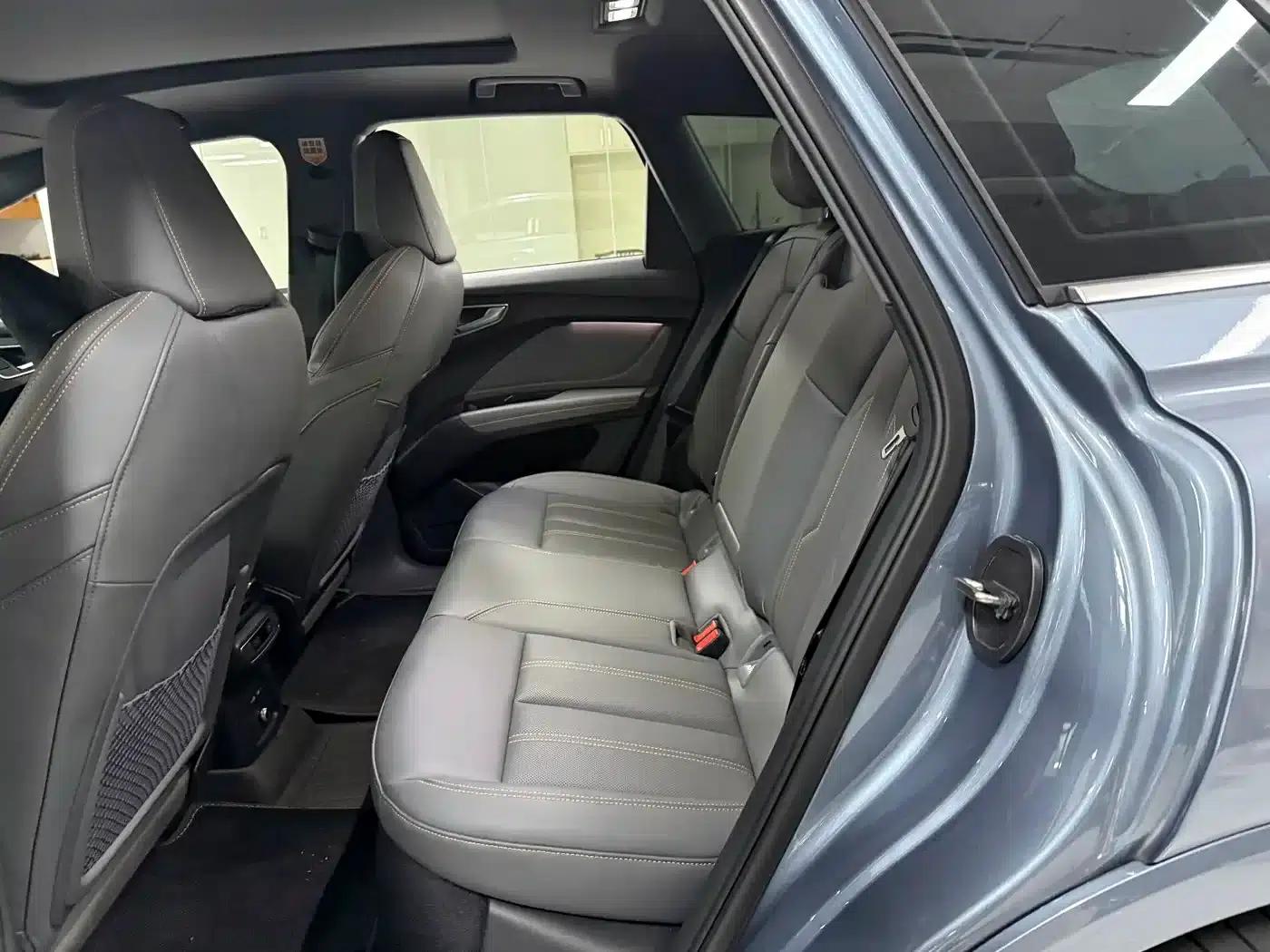Audi Q4 e-tron 2024 Model 40 e-tron Trailblazer — миниатюра 13