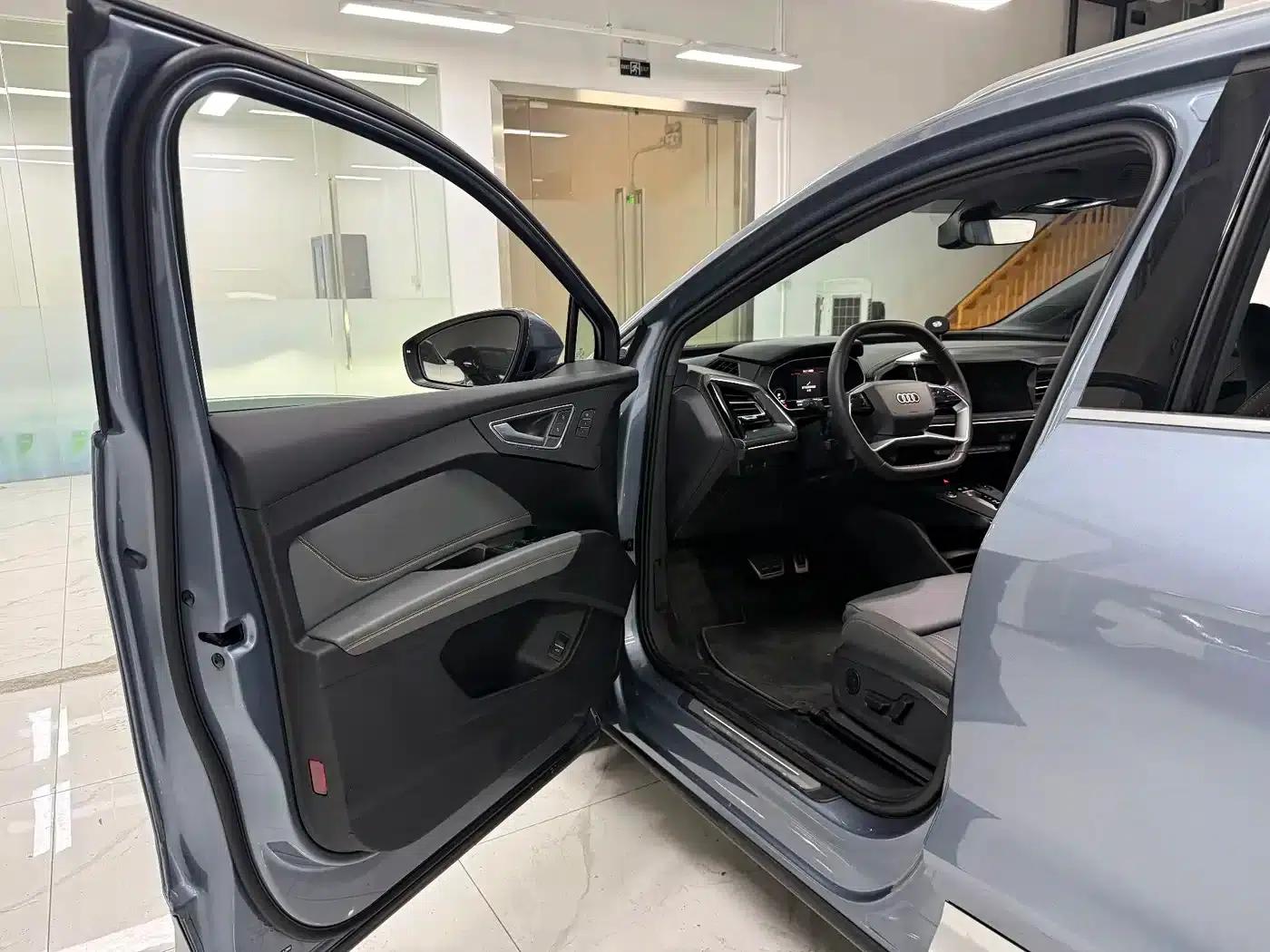 Audi Q4 e-tron 2024 Model 40 e-tron Trailblazer — миниатюра 7