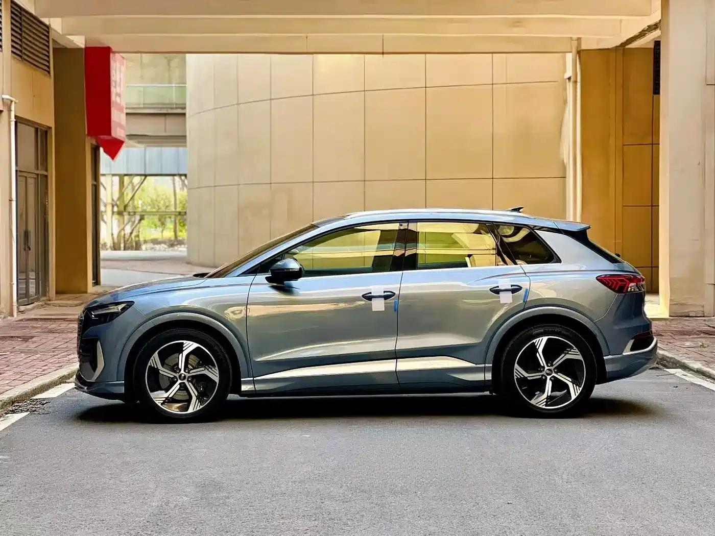 Audi Q4 e-tron 2024 Model 40 e-tron Trailblazer — миниатюра 9