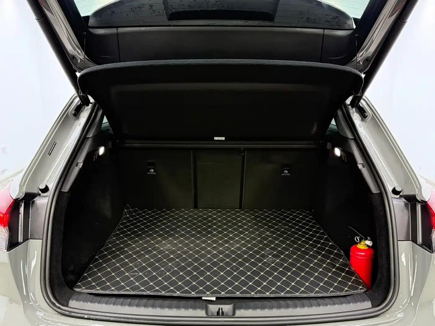 Audi Q4 e-tron 2024 Model 40 e-tron Trailblazer — миниатюра 15