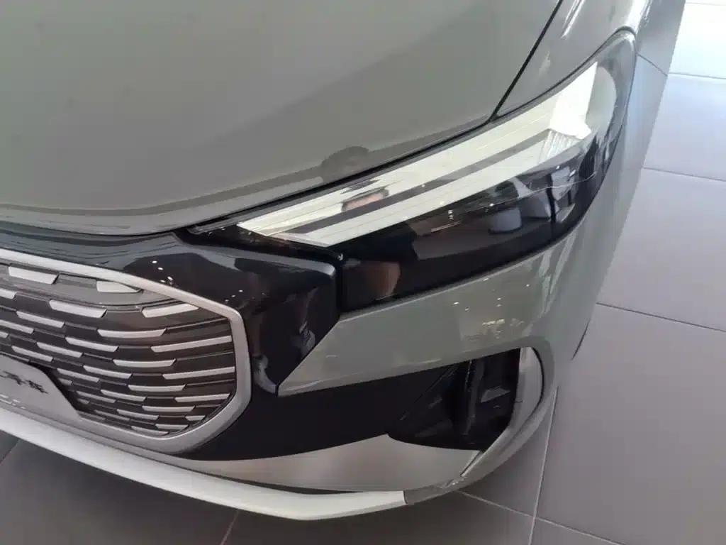Audi Q4 e-tron 2022 Model 40 e-tron Trailblazer — миниатюра 24
