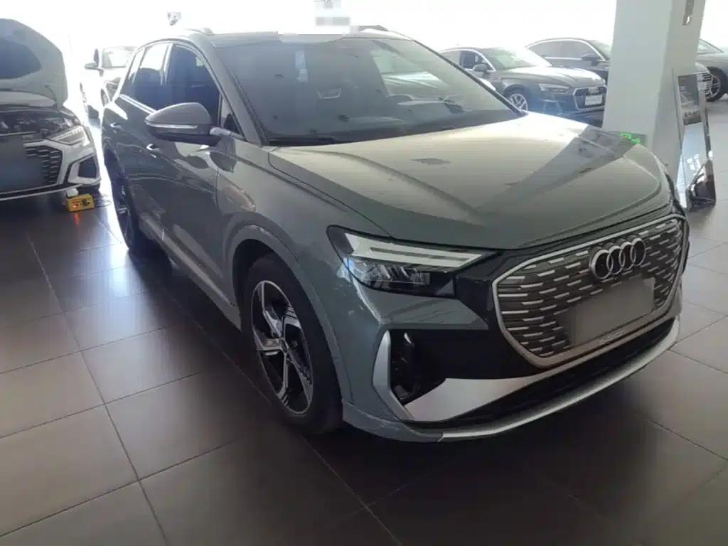 Audi Q4 e-tron 2022 Model 40 e-tron Trailblazer — миниатюра 4